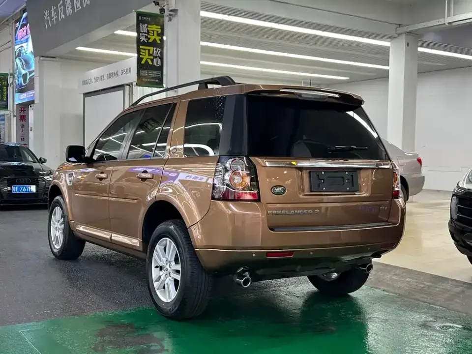 Land Rover Freelander 2