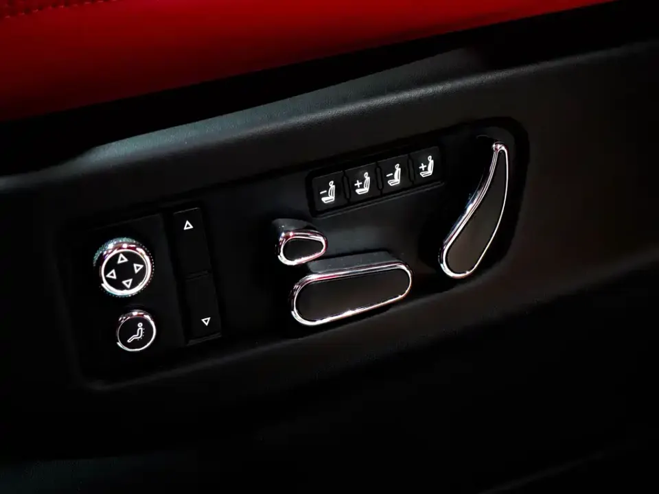 Bentley Bentayga PHEV