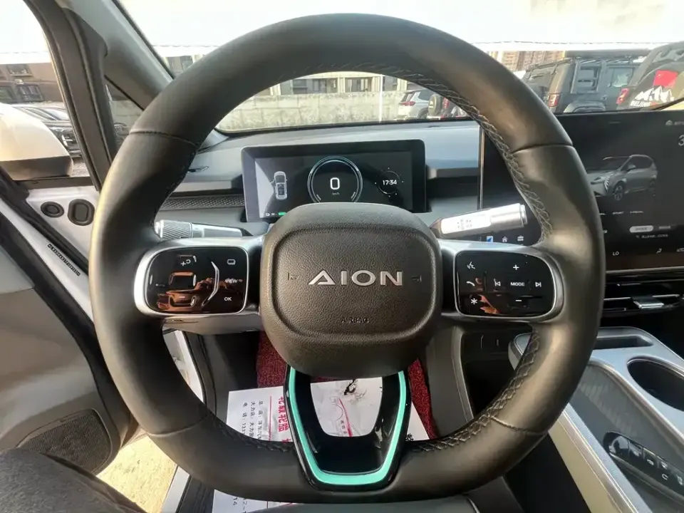 Aion AION Y