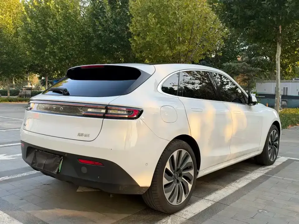 AITO AITO M5