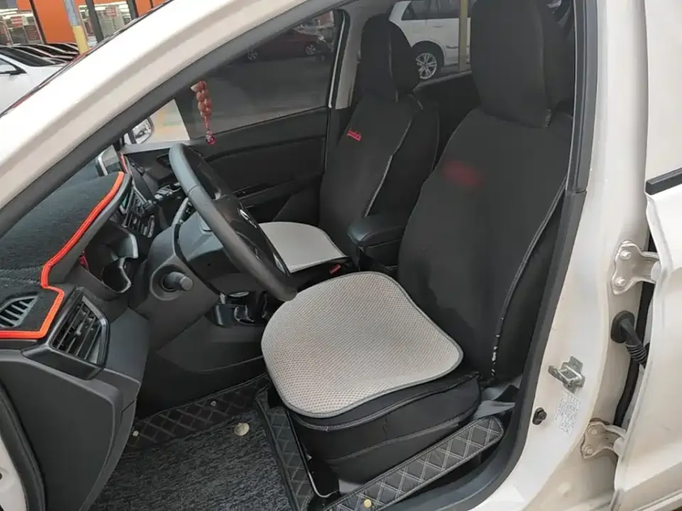 Baojun 310