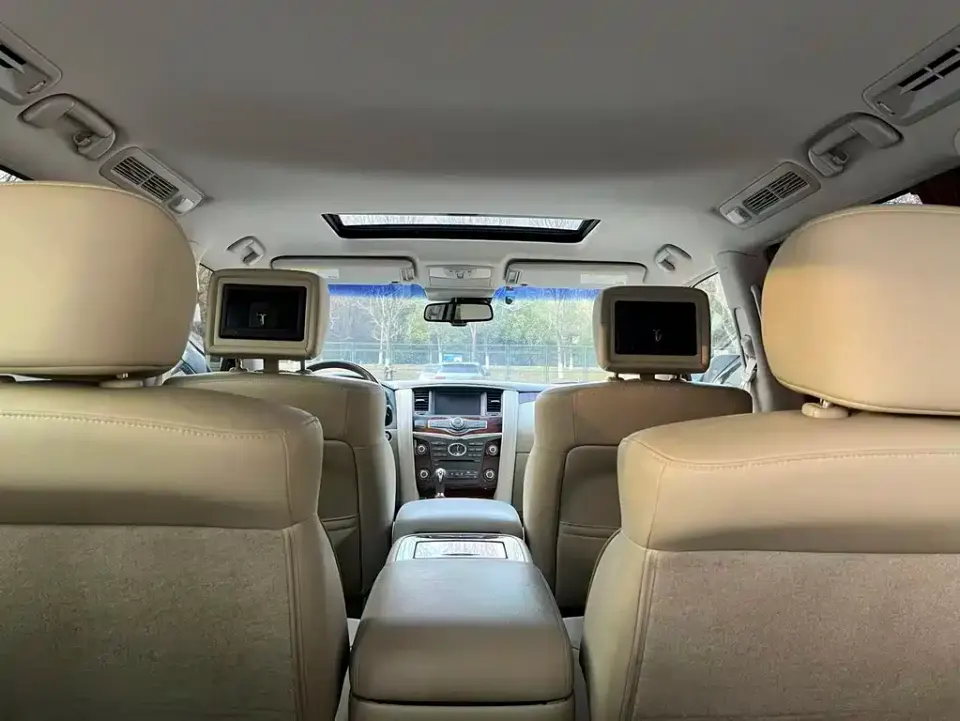 Infiniti QX80
