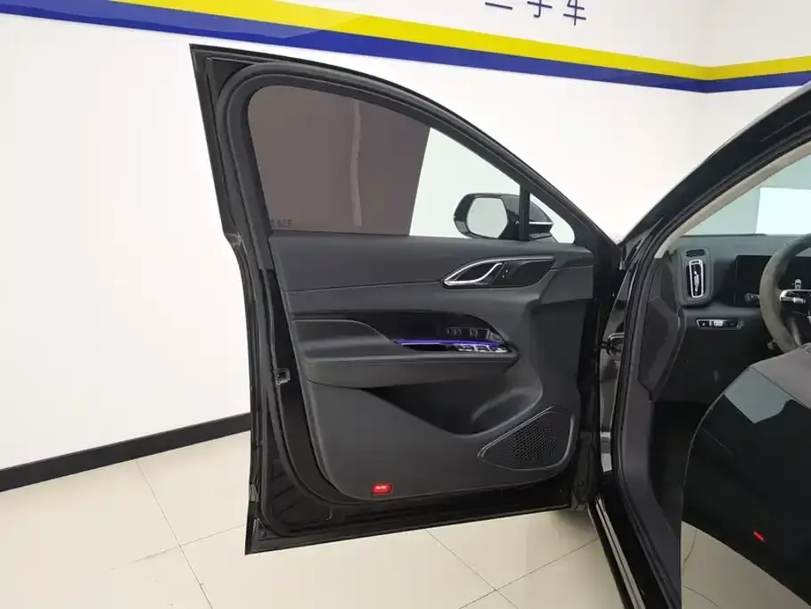 Hongqi Hongqi HS3 PHEV