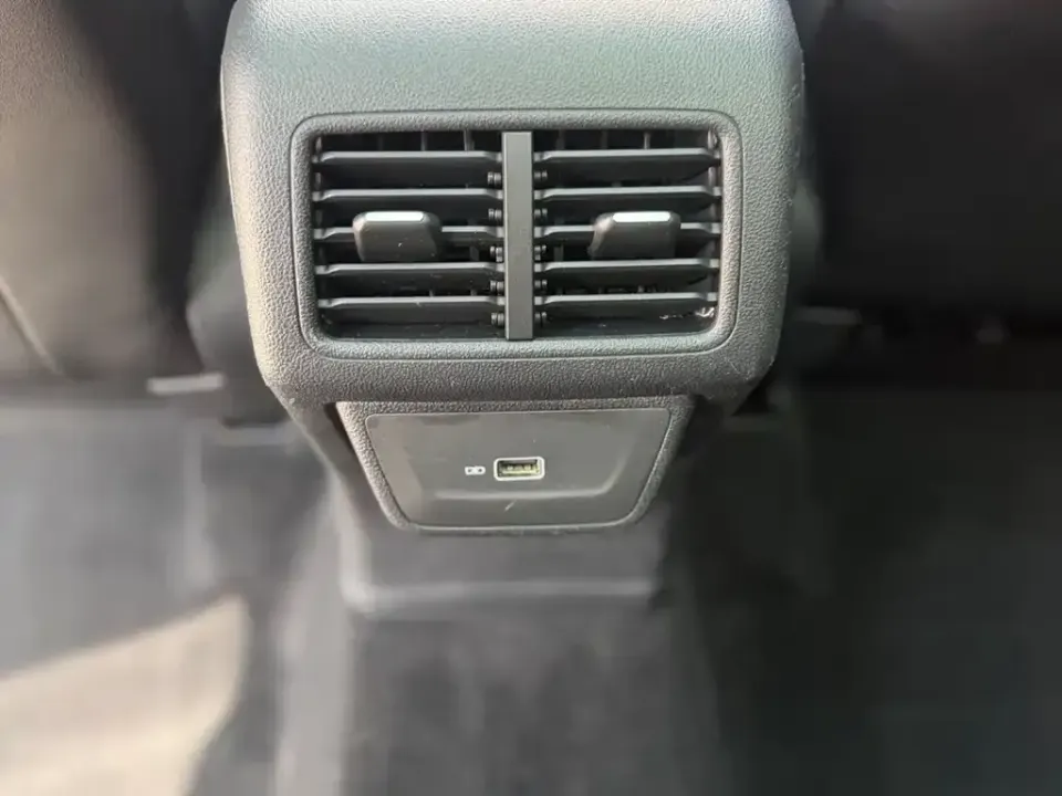 Jetta VS7