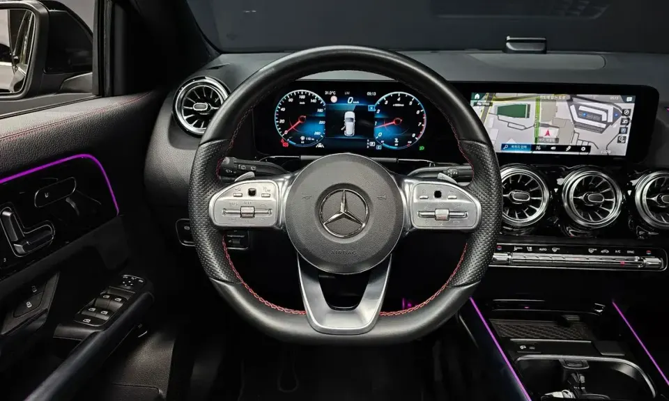 Mercedes-Benz GLA-Class