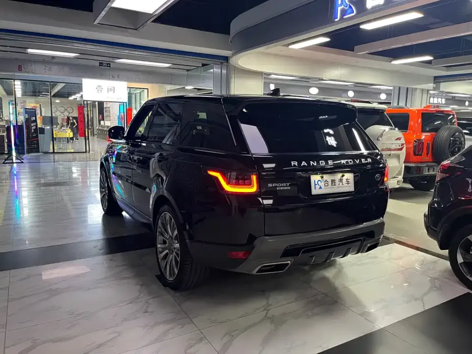 Land Rover Sport