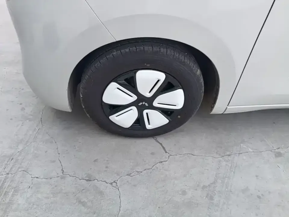 Wuling MINIEV