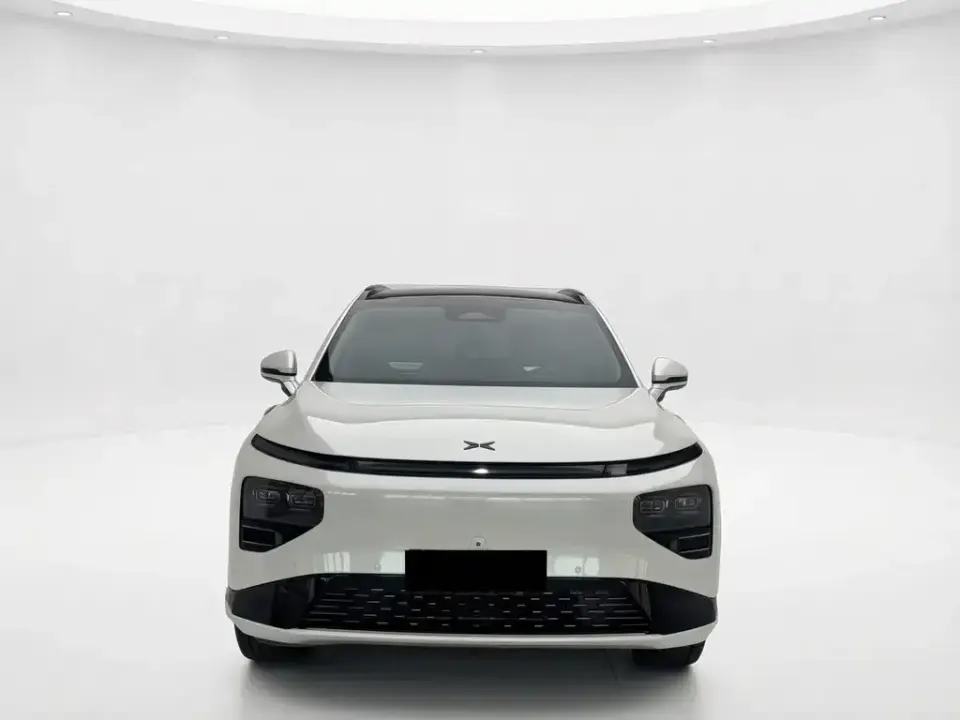 Xpeng G9