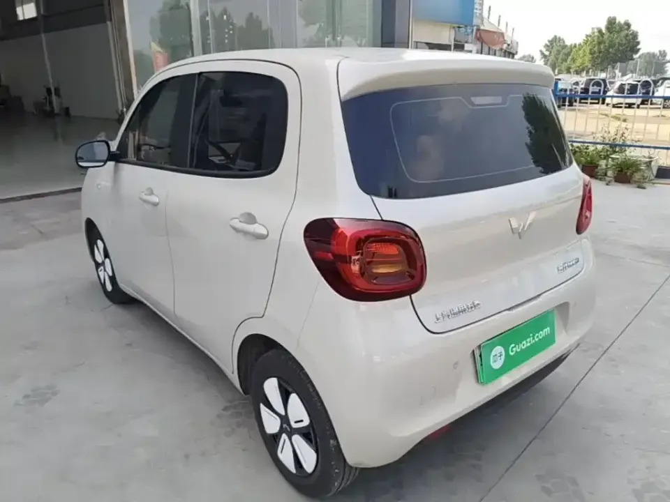 Wuling MINIEV