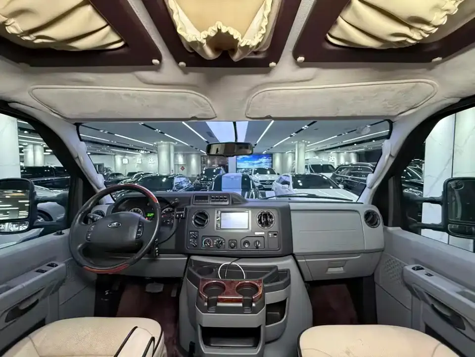 Ford E350