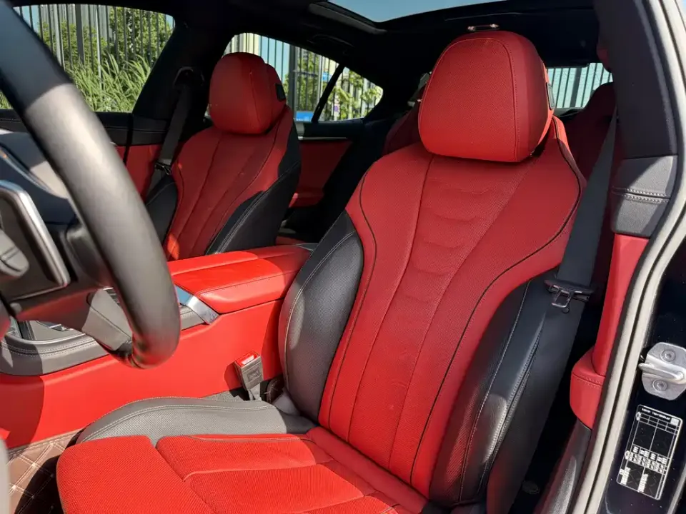 BMW 8 Series