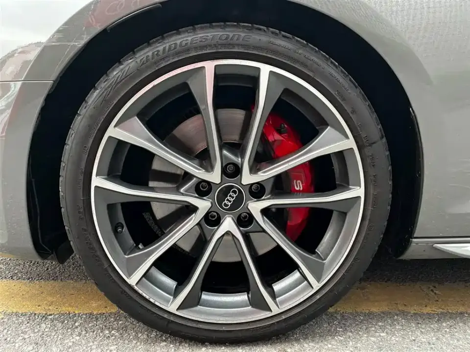 Audi S4