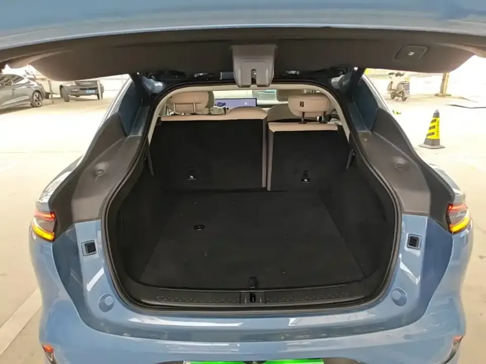 IM Motors IM LS6