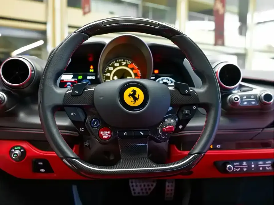 Ferrari F8
