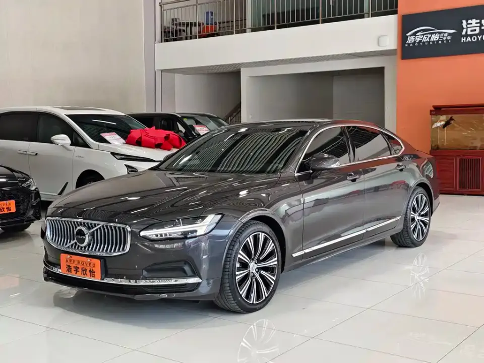 Volvo S90
