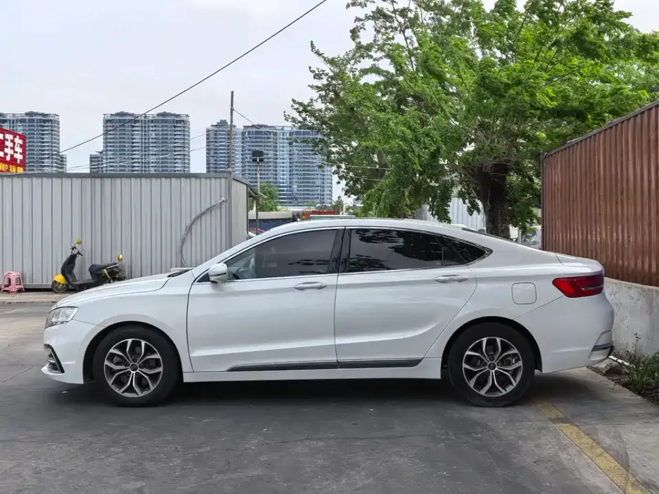 Geely Borui