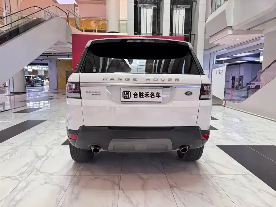 Land Rover Sport