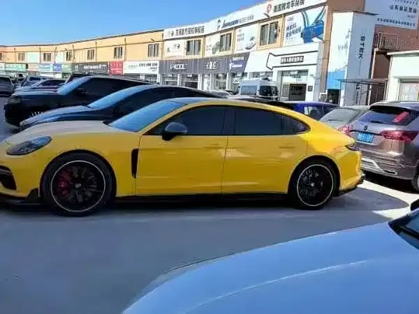 Porsche Panamera