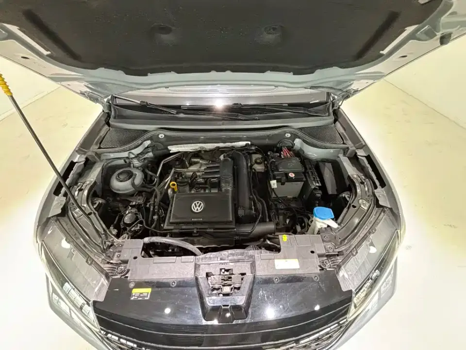 Jetta VS7
