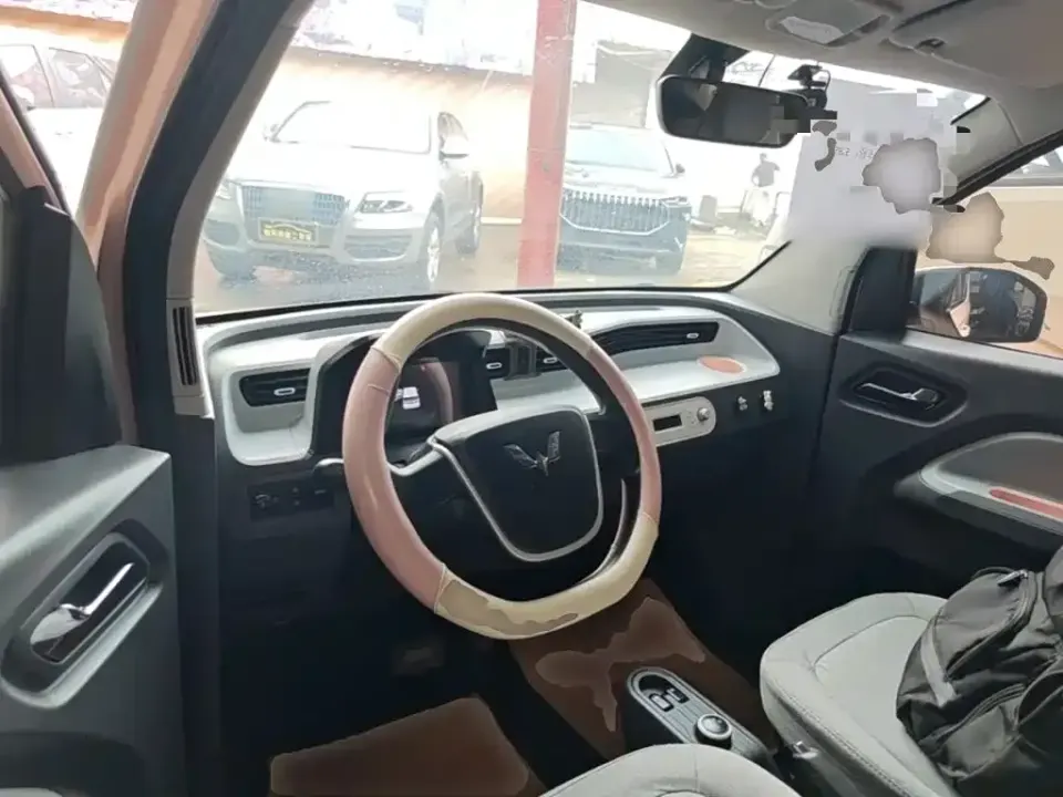 Wuling MINIEV