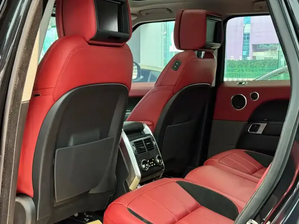 Land Rover Sport