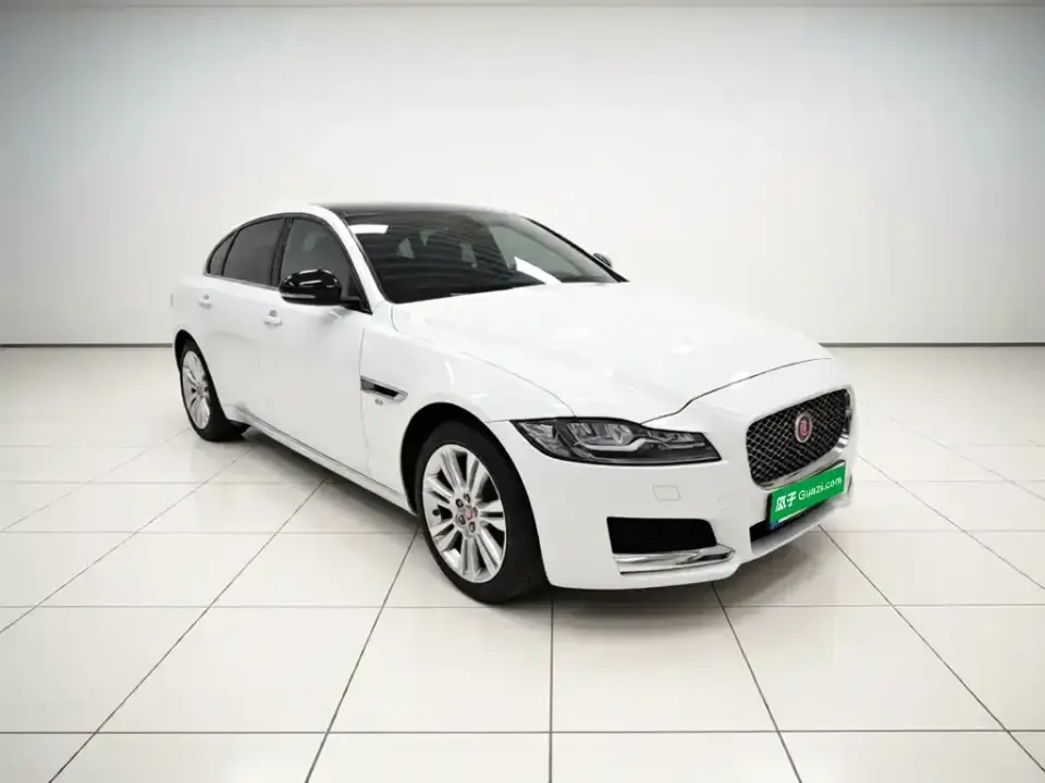 Jaguar XFL