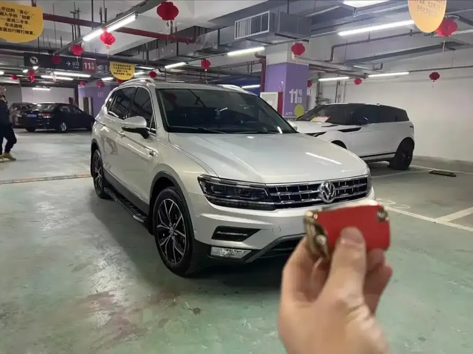 Volkswagen Tiguan L