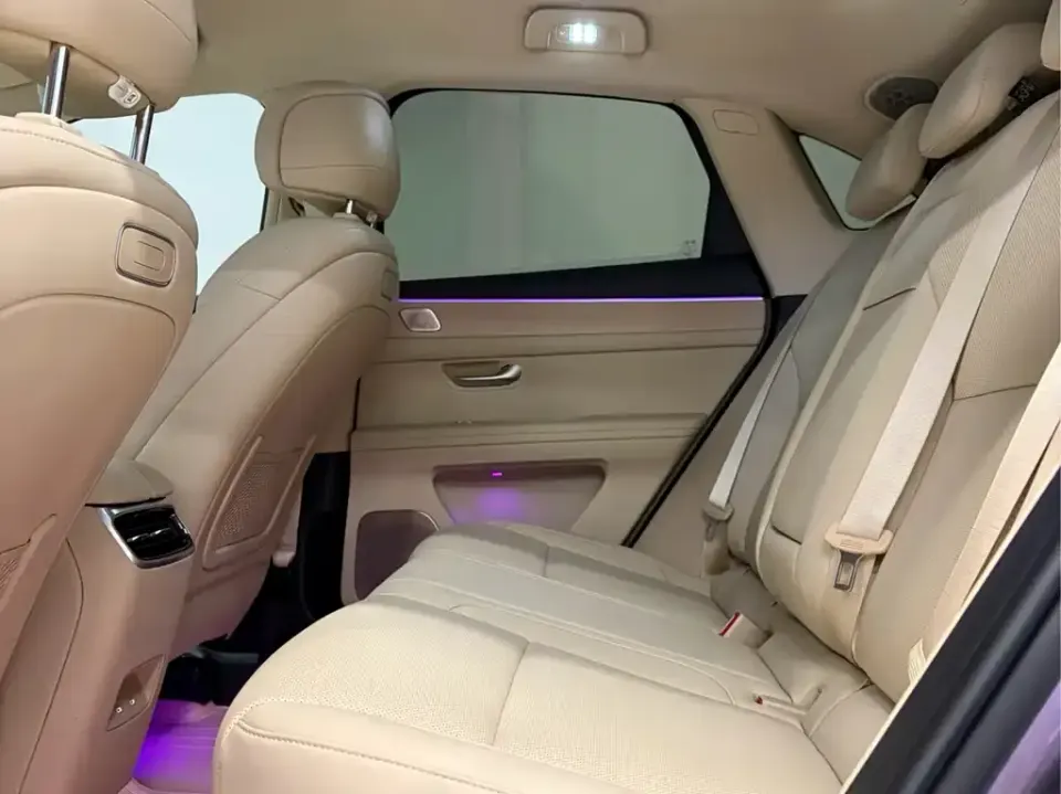 AITO AITO M5