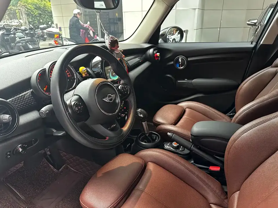 MINI Mini
