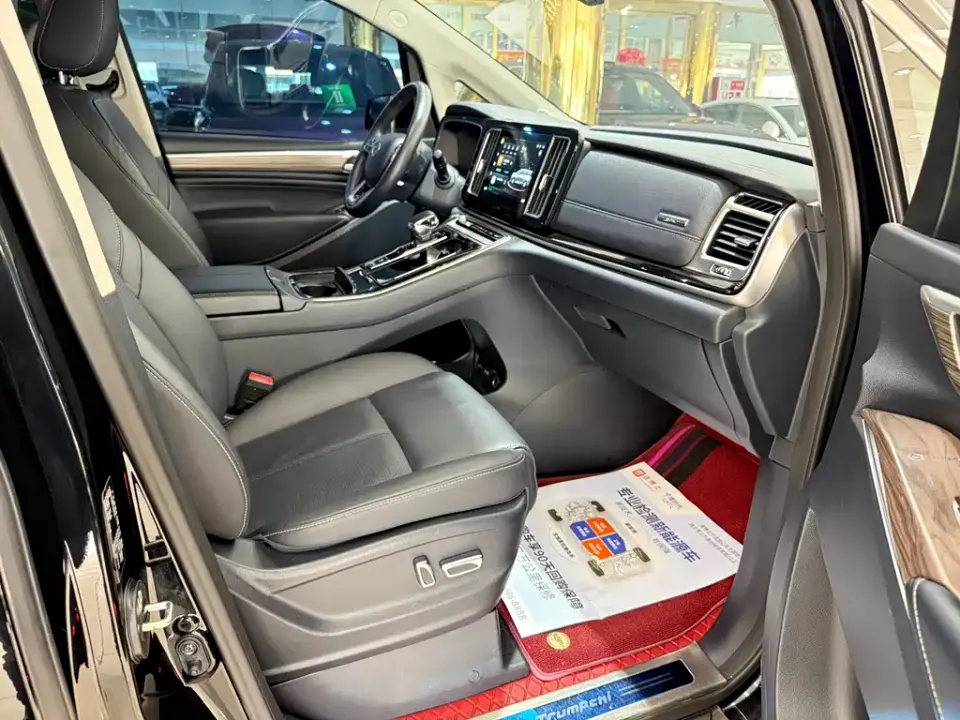 GAC Trumpchi M8