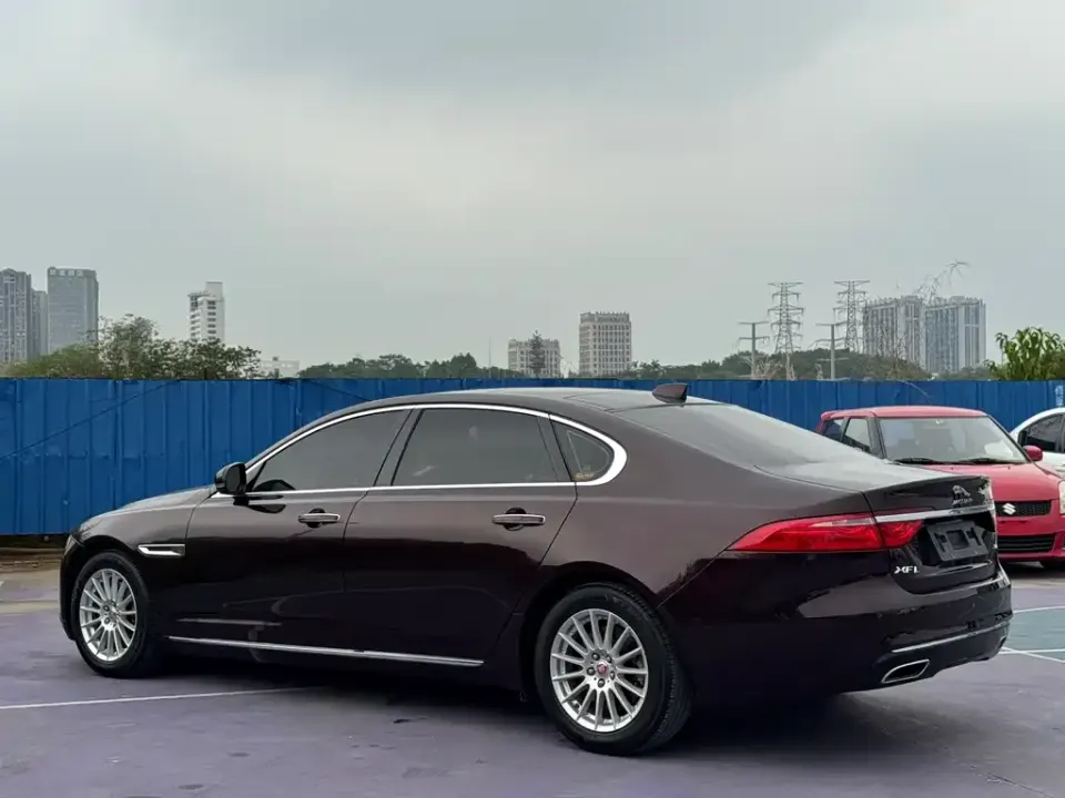 Jaguar XFL