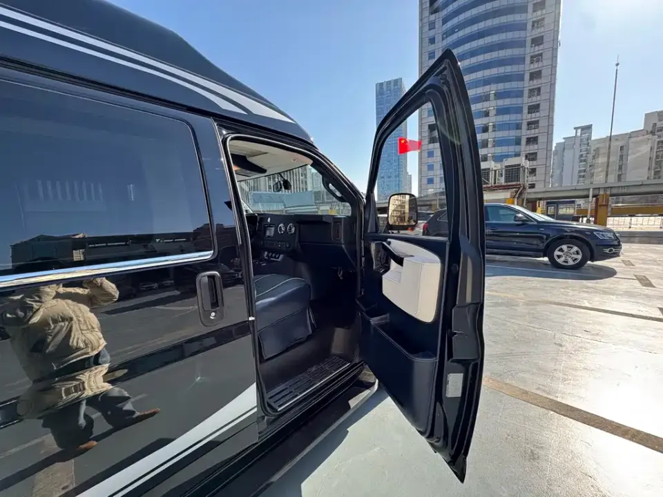 GMC Savana