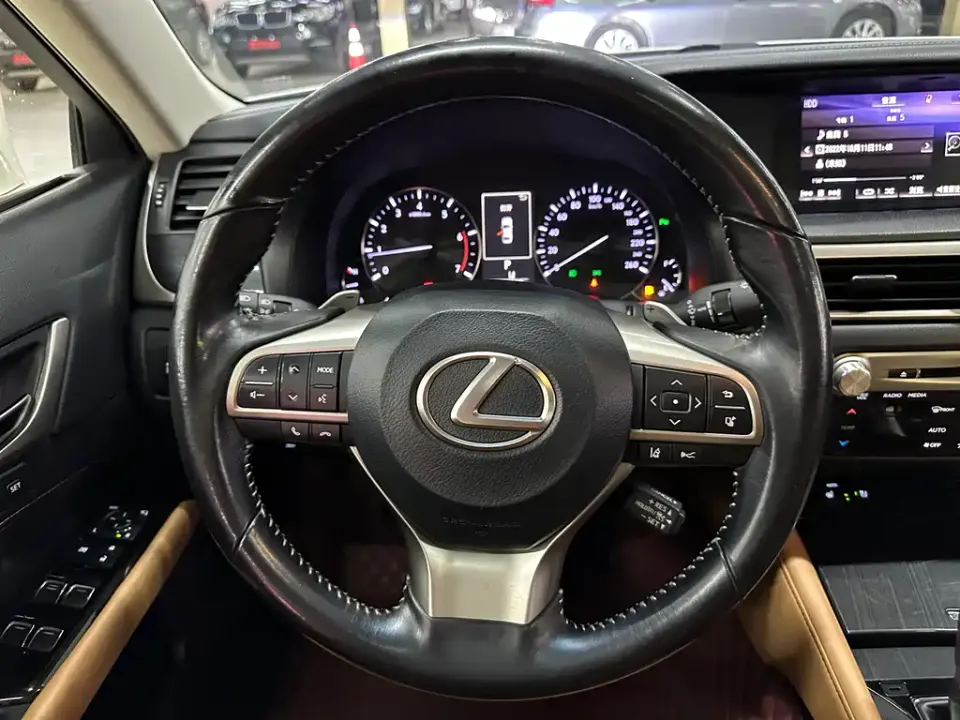 Lexus GS