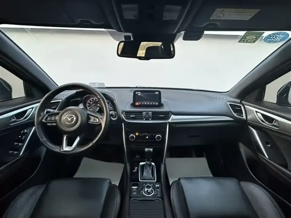 Mazda CX-4