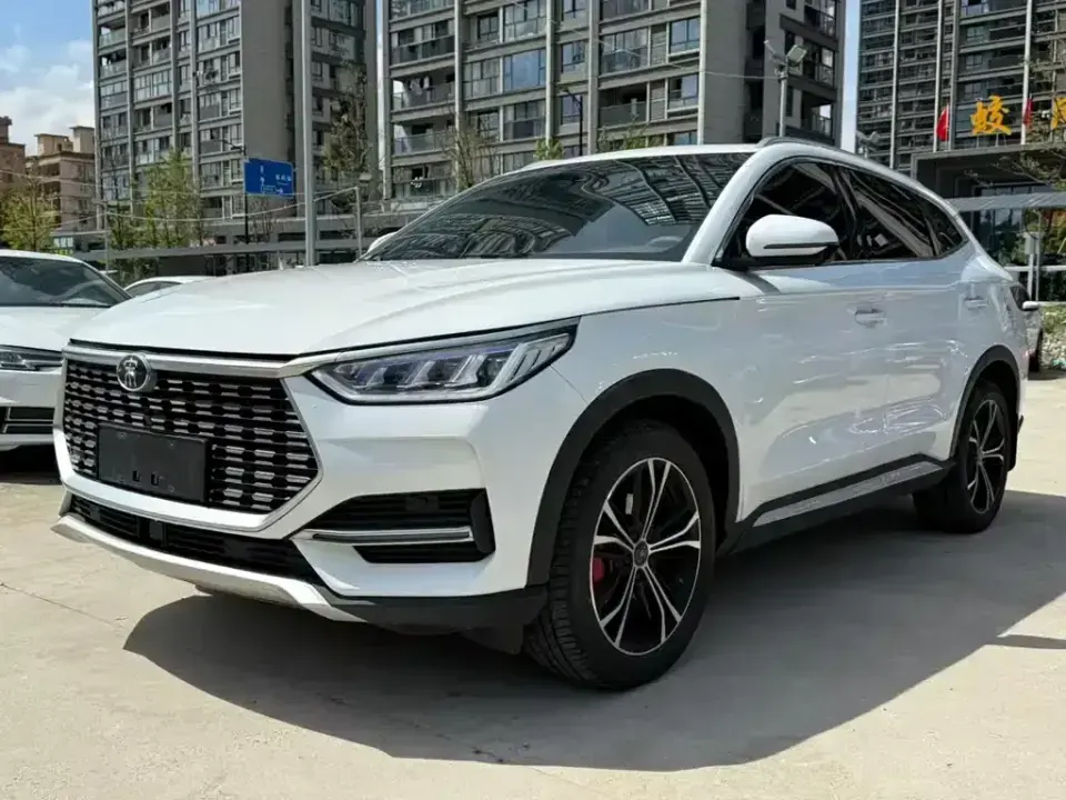BYD PLUS
