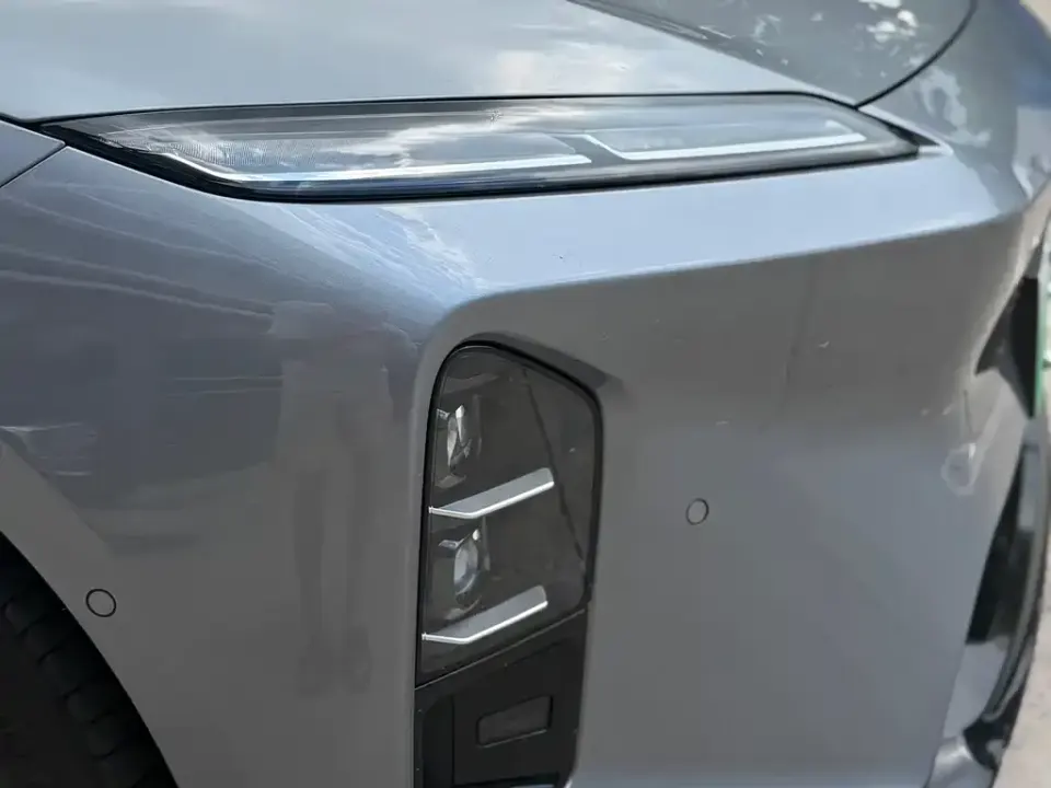 Nio ET5T
