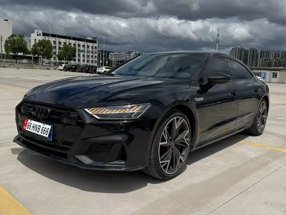 Audi A7L