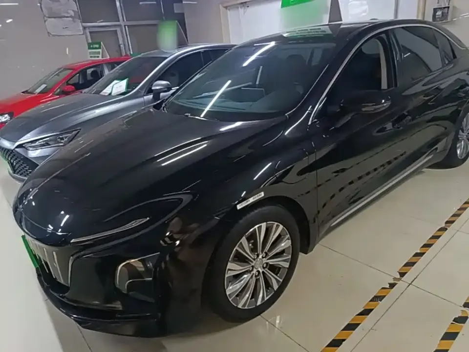 Hongqi Hongqi E-QM5