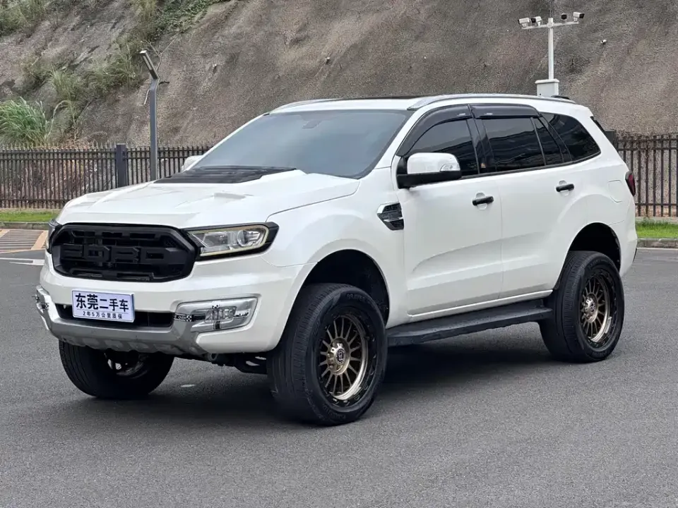 Ford Everest