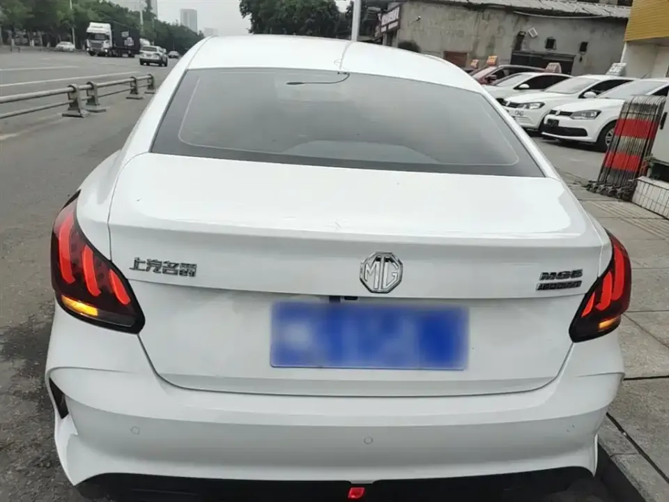 MG MG5