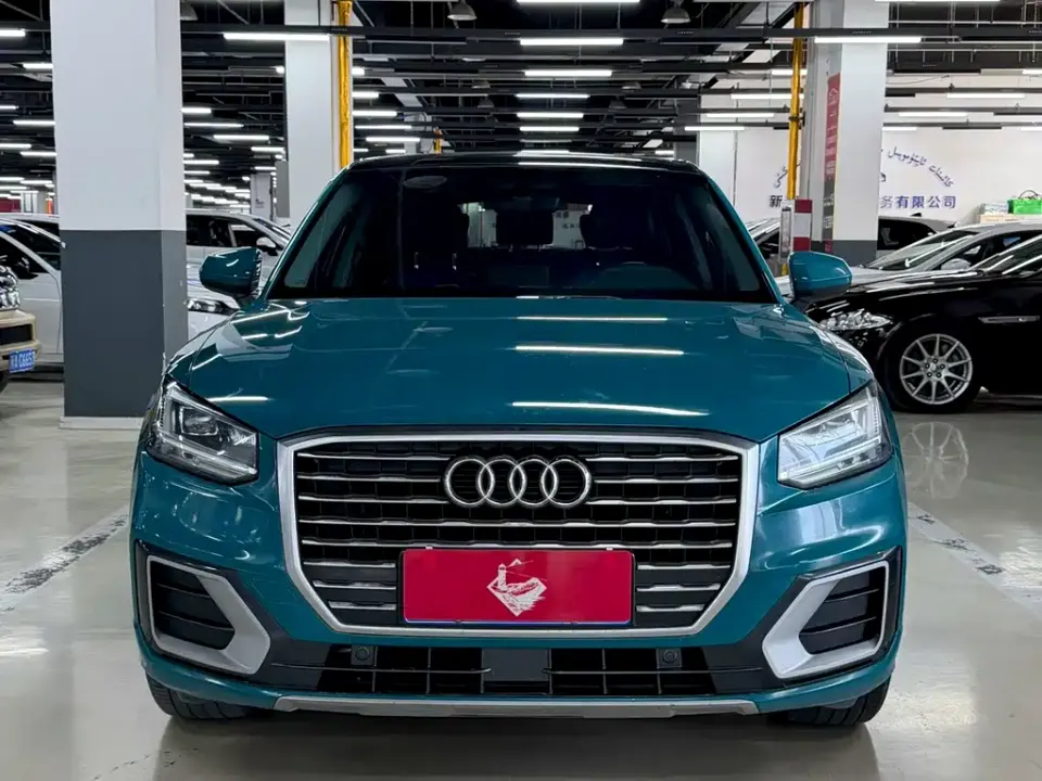 Audi Q2L
