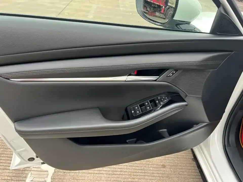 Mazda 3 Axela