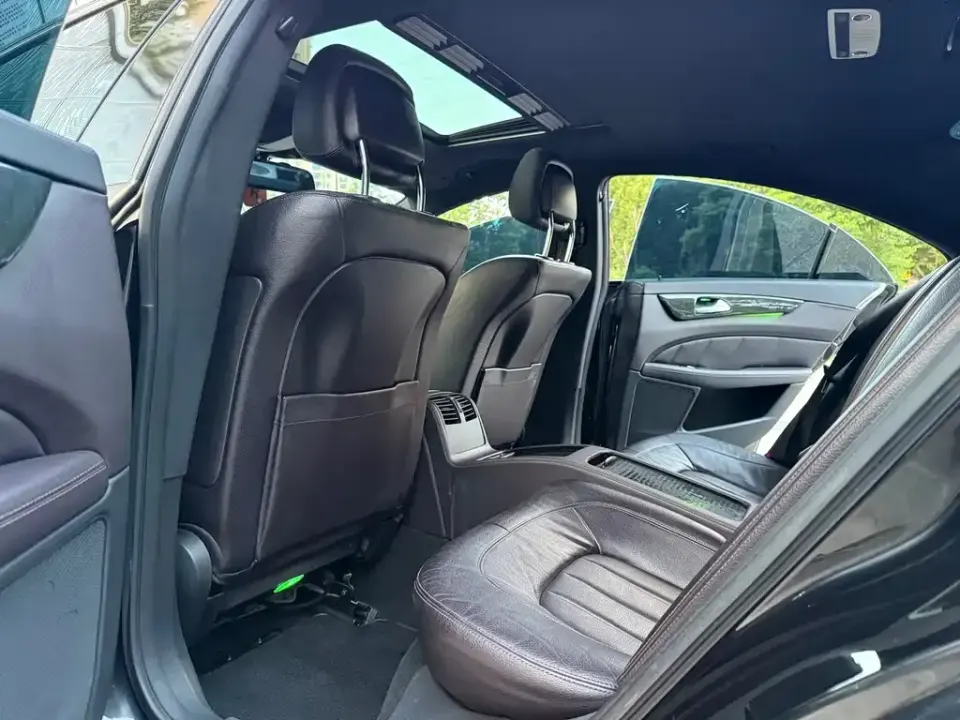 Mercedes-Benz CLS