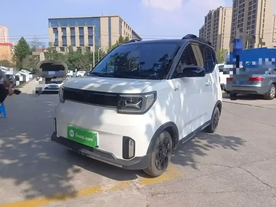 Wuling MINIEV