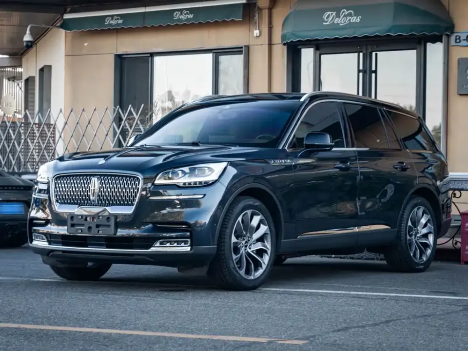 Lincoln Aviator