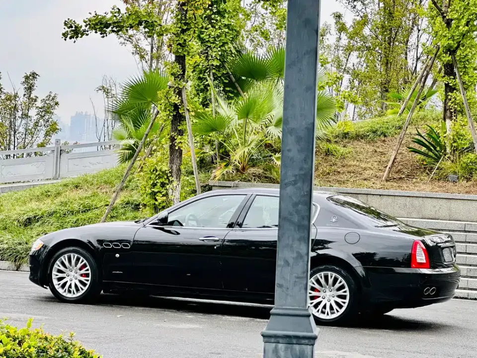 Maserati Quattroporte