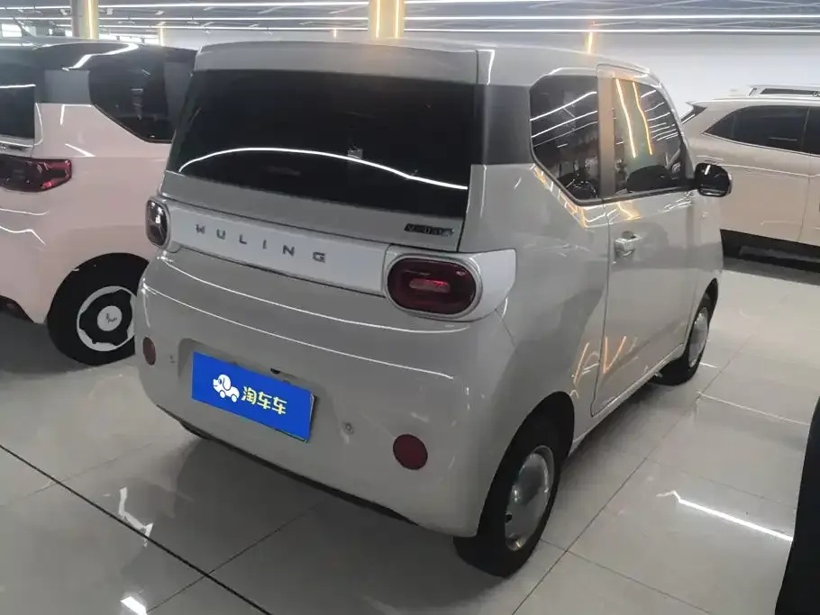 Wuling MINIEV