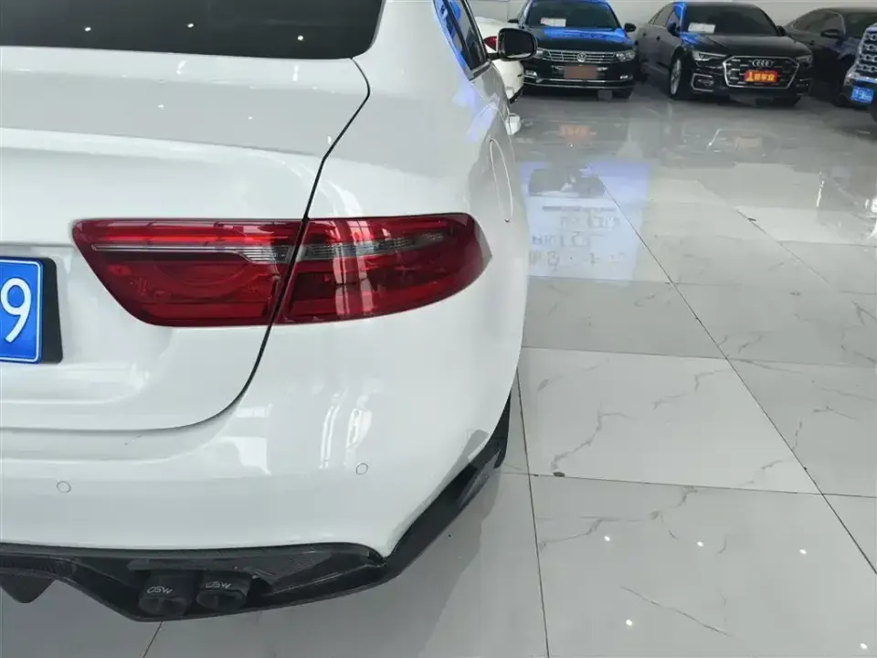 Jaguar XEL
