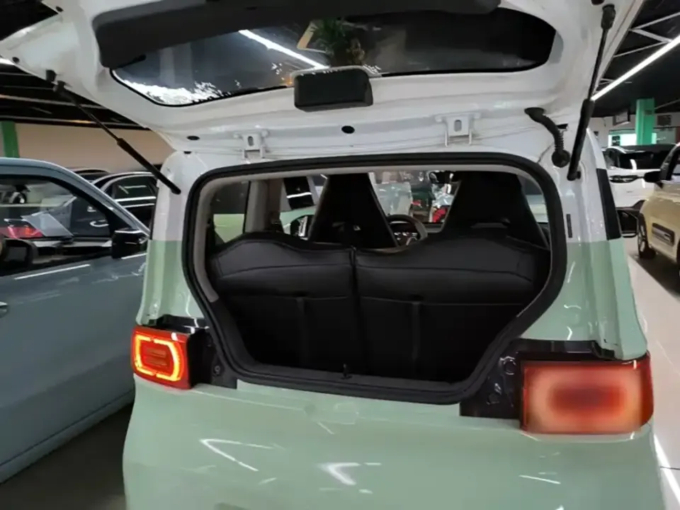 Wuling MINIEV