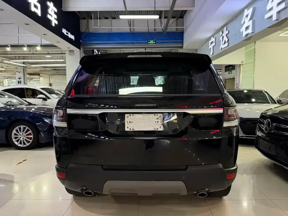 Land Rover Sport